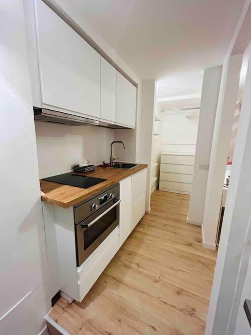 Studio Apartment Near Bocconi Milán Exterior foto